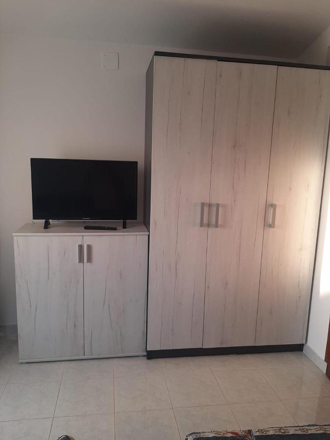 H&F Apartmani فير المظهر الخارجي الصورة