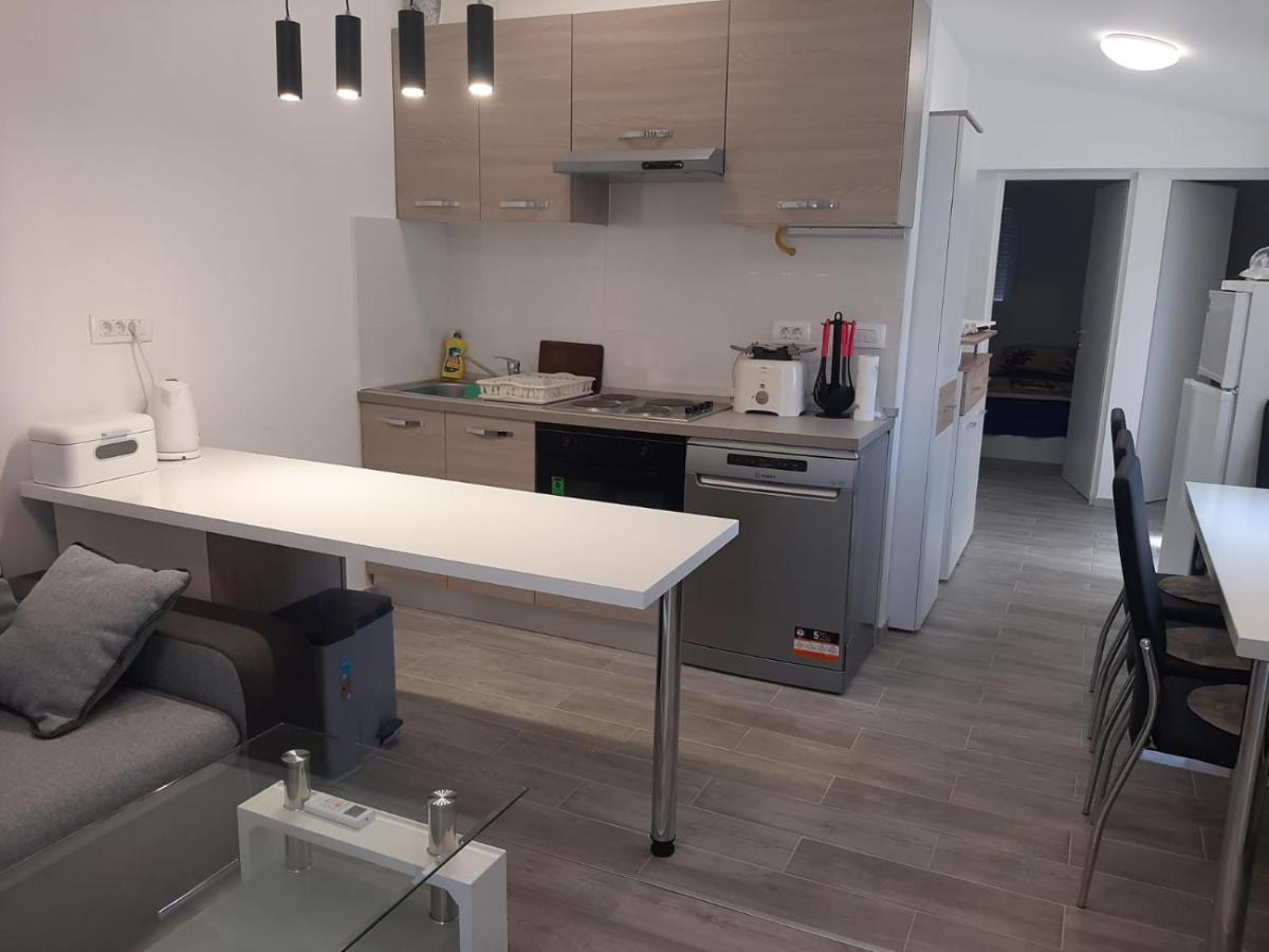 H&F Apartmani فير المظهر الخارجي الصورة