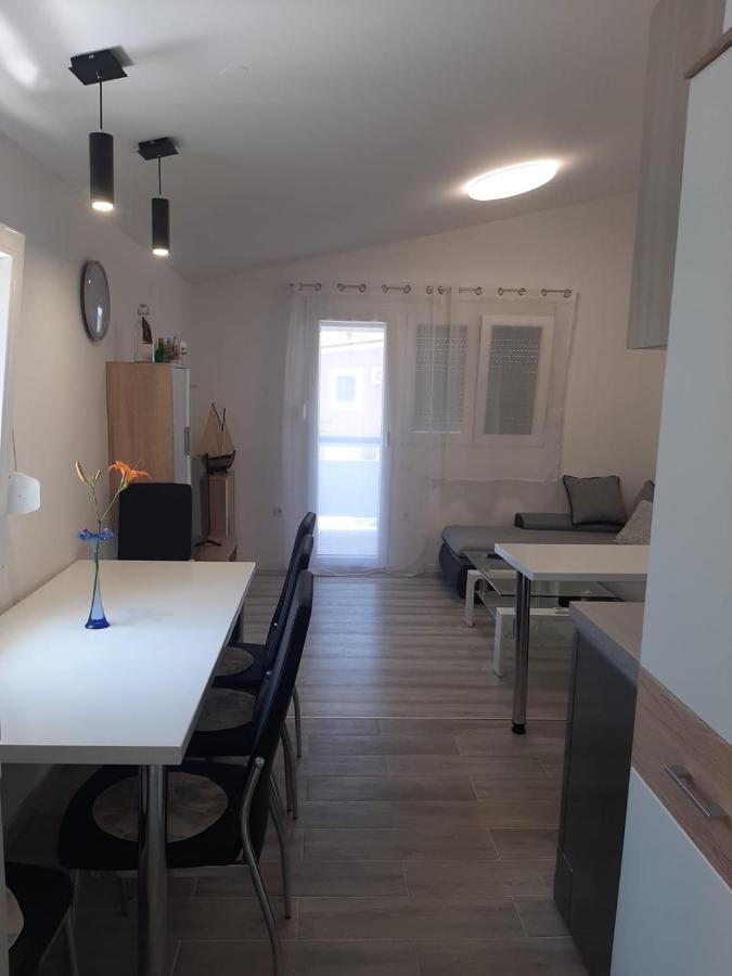H&F Apartmani فير المظهر الخارجي الصورة