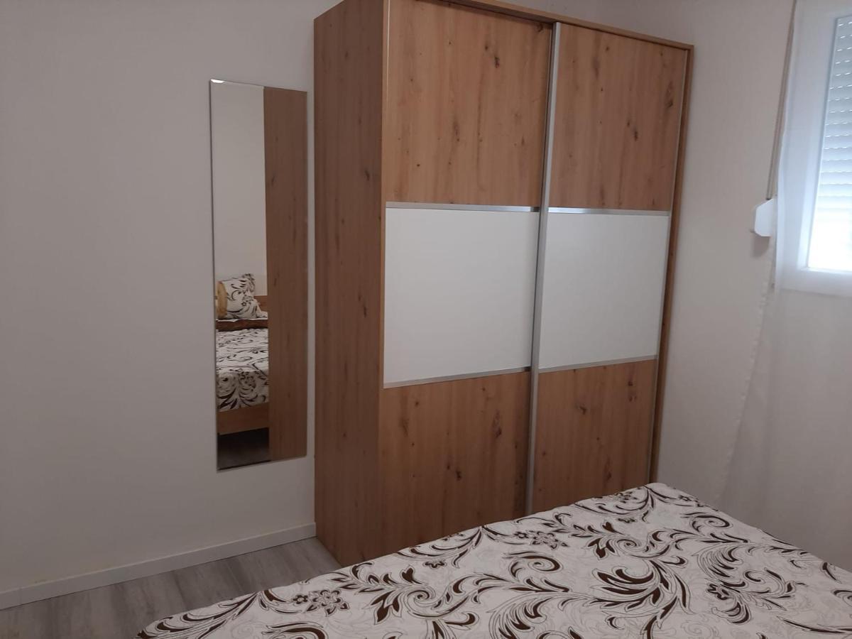 H&F Apartmani فير المظهر الخارجي الصورة